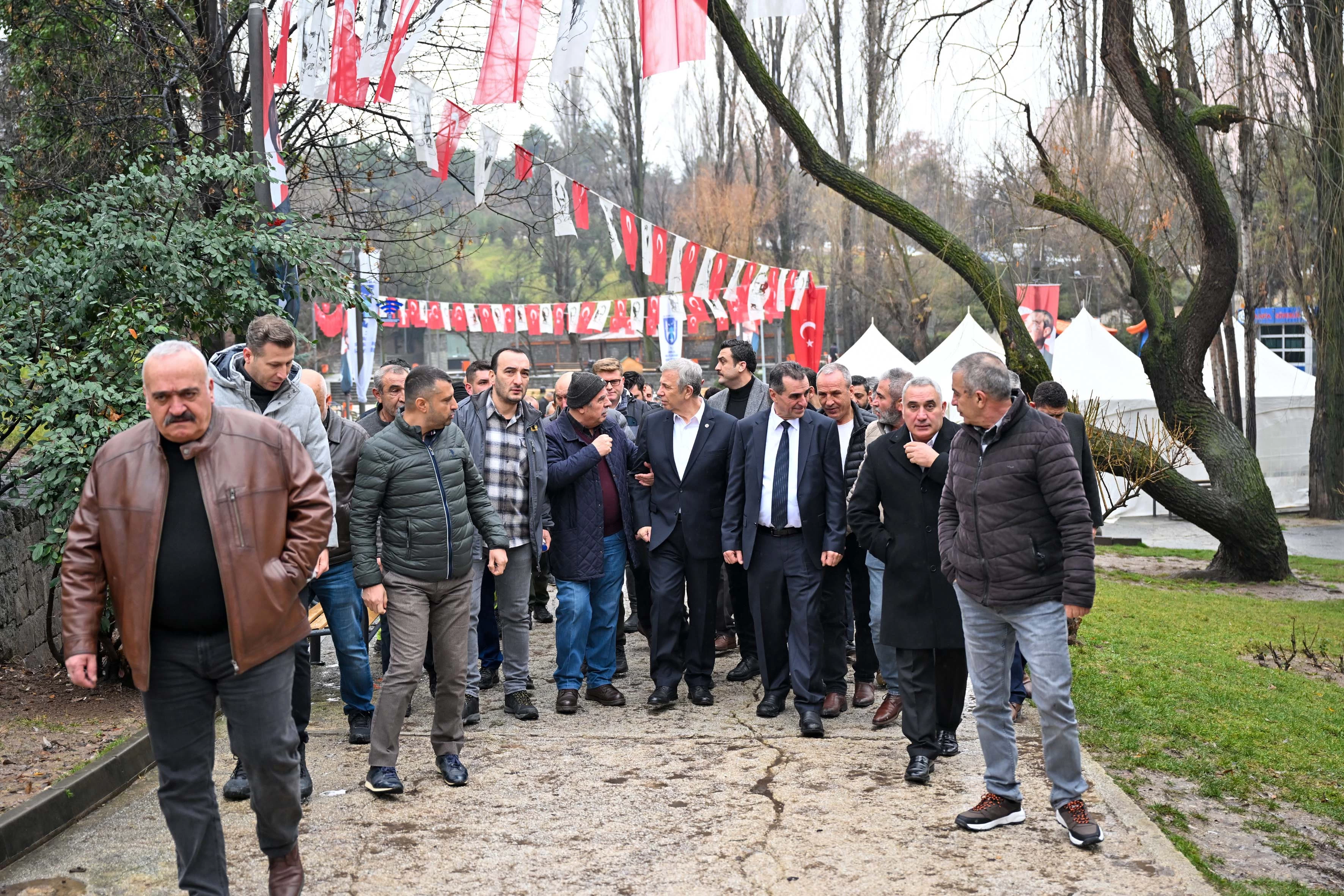 ABB Başkanı Yavaş kentteki taksici esnafı ile bir araya geldi! Biz esnafın yanındayız - Resim : 3