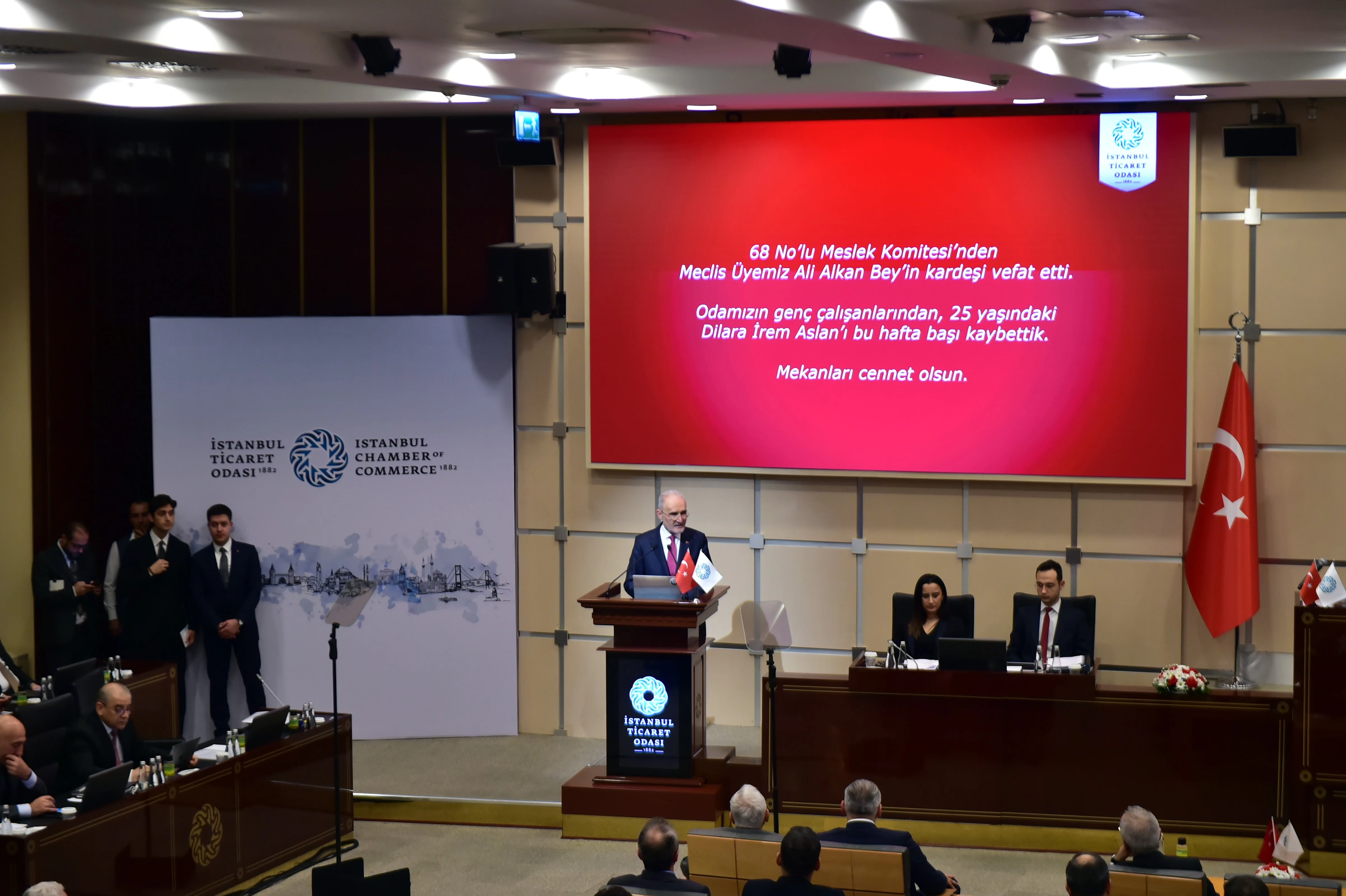 Bakan Uraloğlu müjdeledi! Ankara-İstanbul arası süper hızlı tren ile 80 dakika sürecek