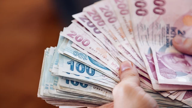 Emeklinin gözü Kabine'de! Zamlı maaşlar şubatta yatıyor