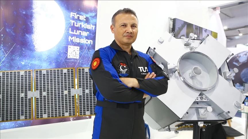 Türkiye'nin ilk uzay yolcusunu taşıyacak Ax-3'ün fırlatılması Ankara'daki meydanlarda izlenecek!