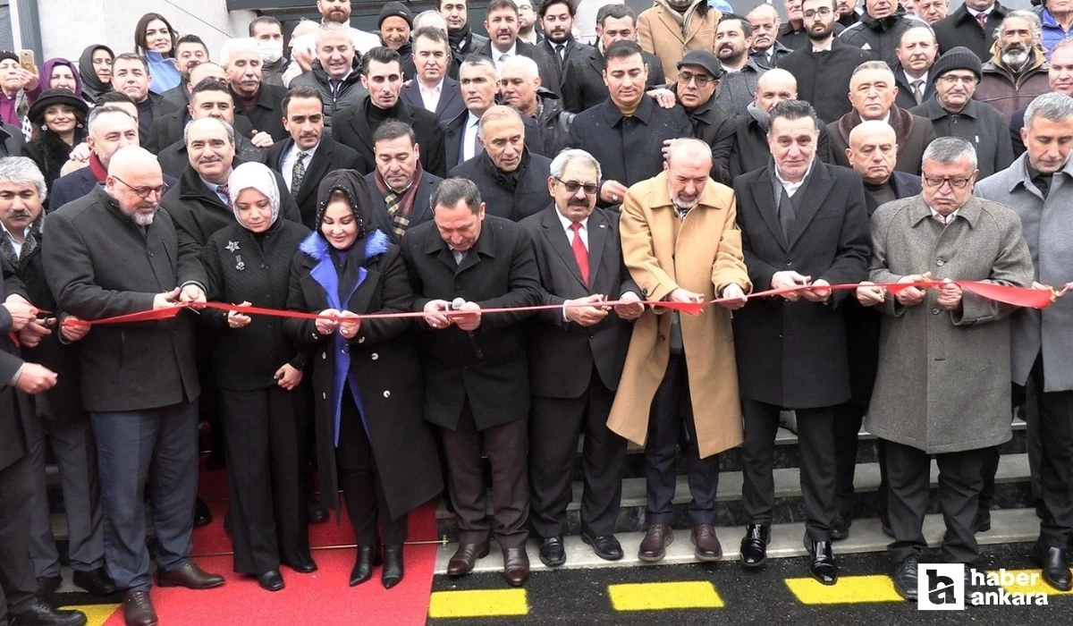 Etimesgut Belediye Başkanı Enver Demirel Alevi Bektaşi Kültür ve Cemevi'nin açılışını yaptı - Resim : 3