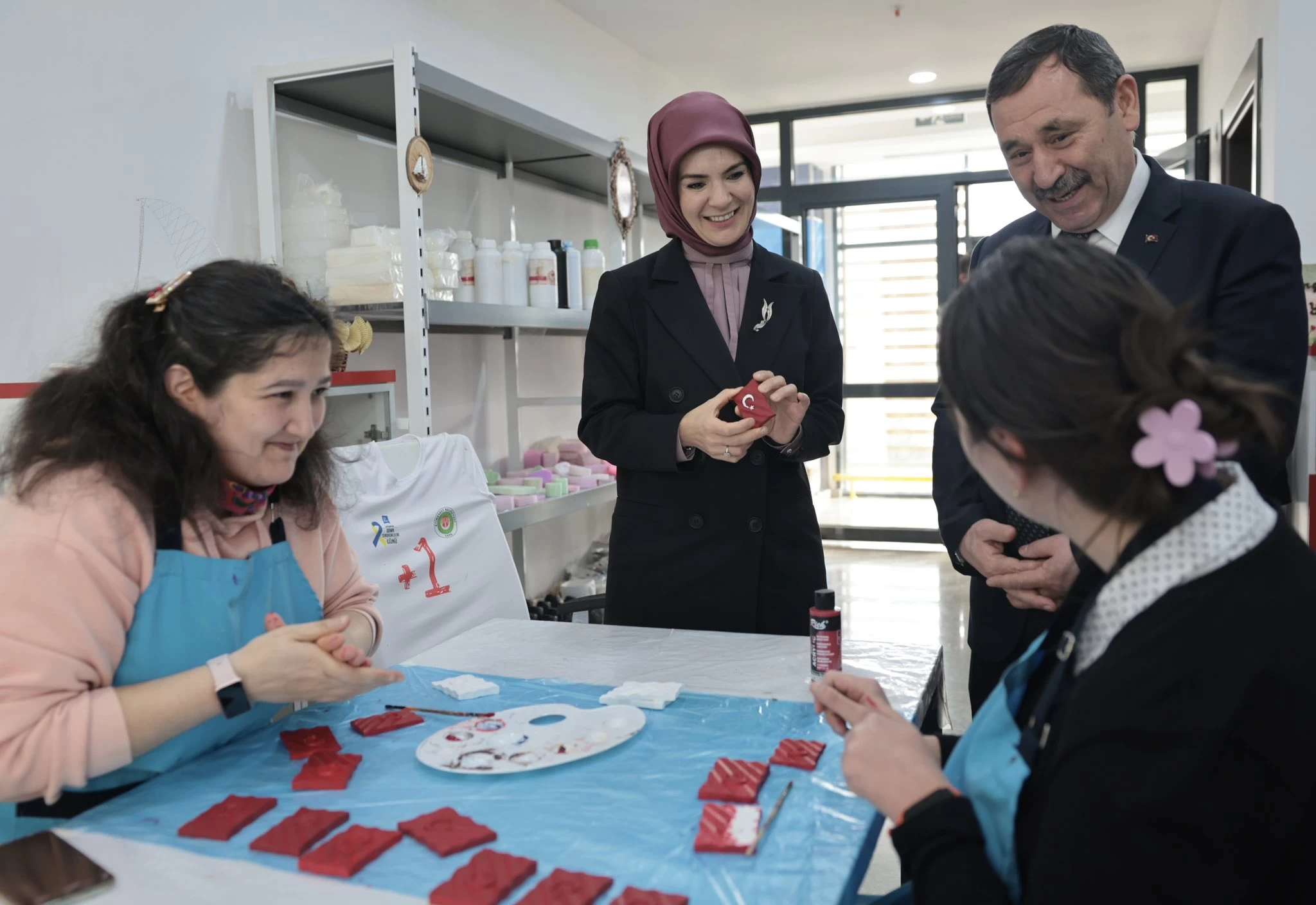 Aile ve Sosyal Hizmetler Bakanı Göktaş Etimesgut Belediyesi Engelsiz Yaşam Merkezini ziyaret etti - Resim : 2