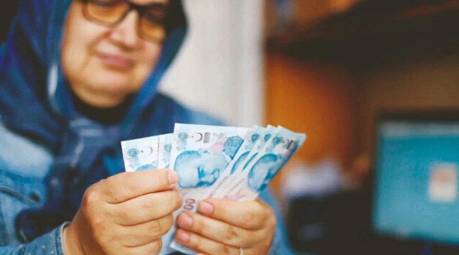 9 Eylül 1999 2000 yılları arasında sigorta girişi olanlara müjde! Emeklilik hakkınız TBMM'den resmen geçti