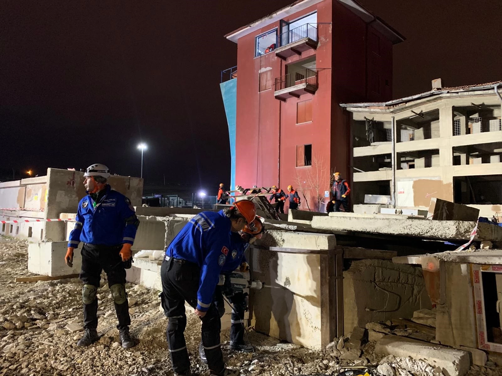 Ankara'da 6 Şubat depreminin yıl dönümüne özel deprem tatbikatı düzenlendi