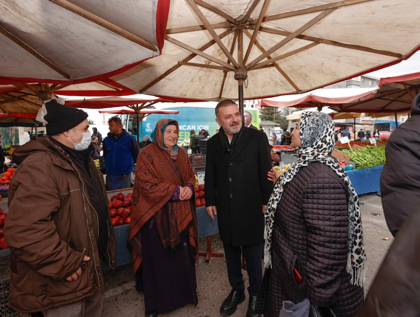 Sincan Belediye Başkanı Murat Ercan İstasyon mahallesi sakinleri ile bir araya geldi