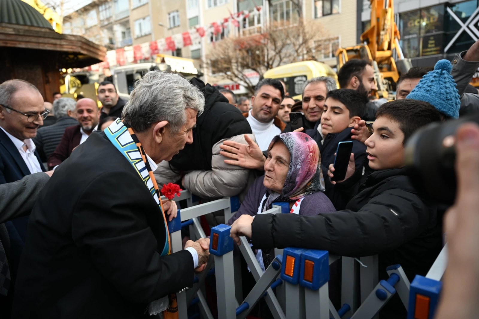 ABB Başkanı ve başkan adayı Yavaş açıkladı! Gölge etmesinler başka ihsan istemem - Resim : 5