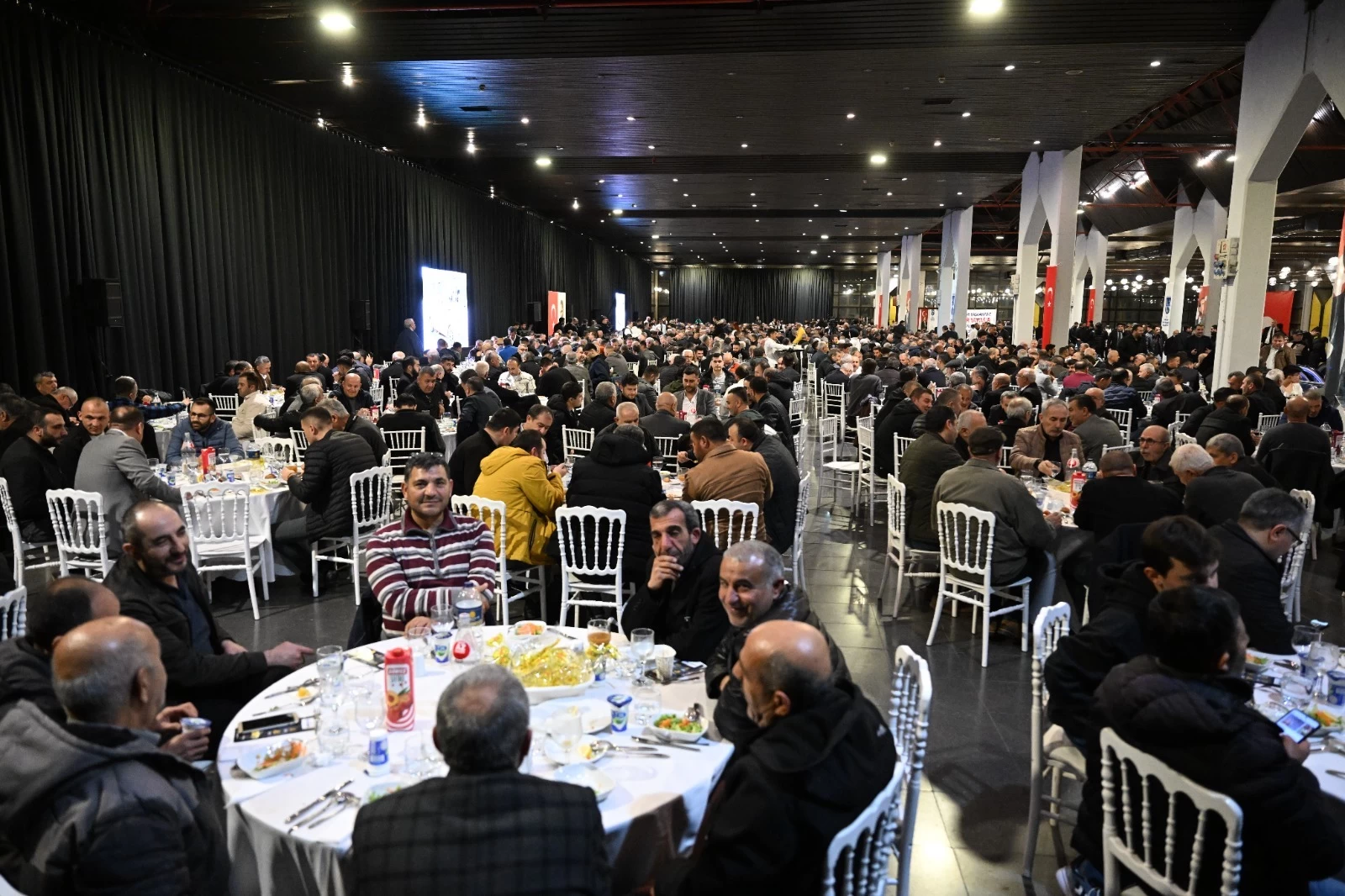 Ankaralı taksicilerden ABB Başkanı Yavaş'a tam destek! Her zaman yanınızdayız - Resim : 2