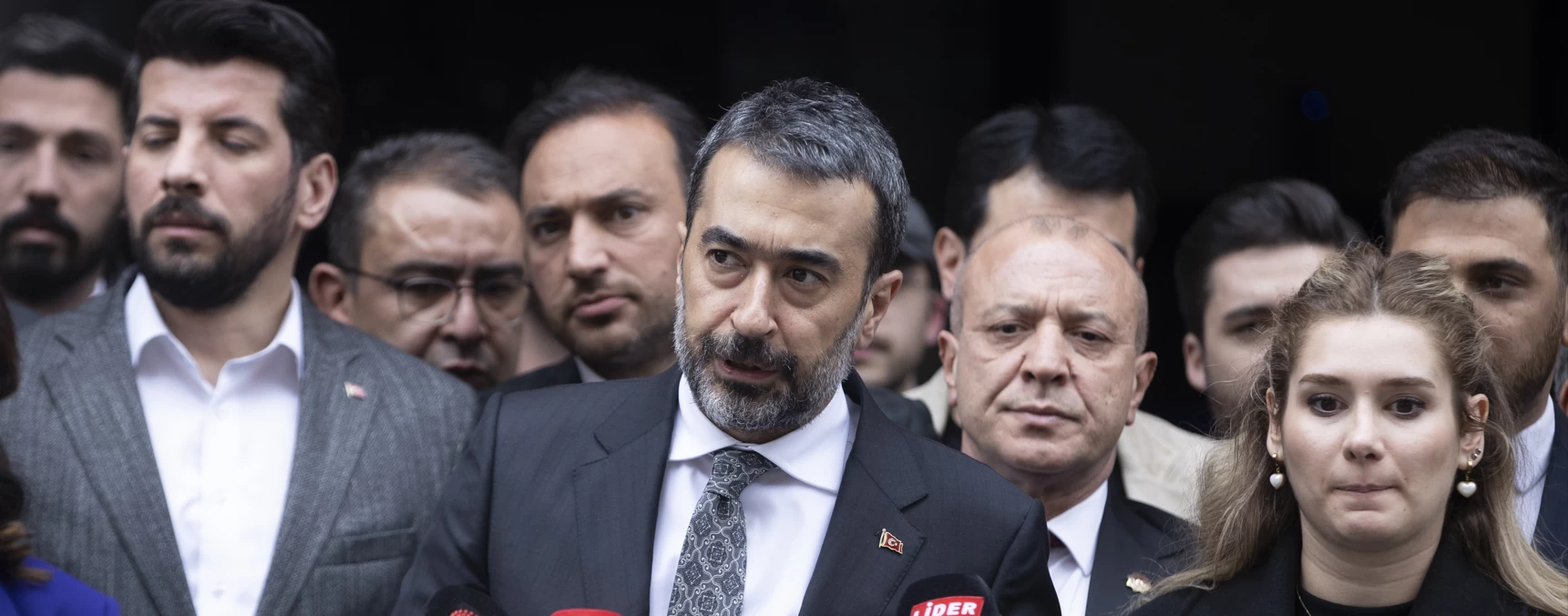 AK Parti'nin Ankara adayları listesi İl Seçim Kuruluna teslim edildi!