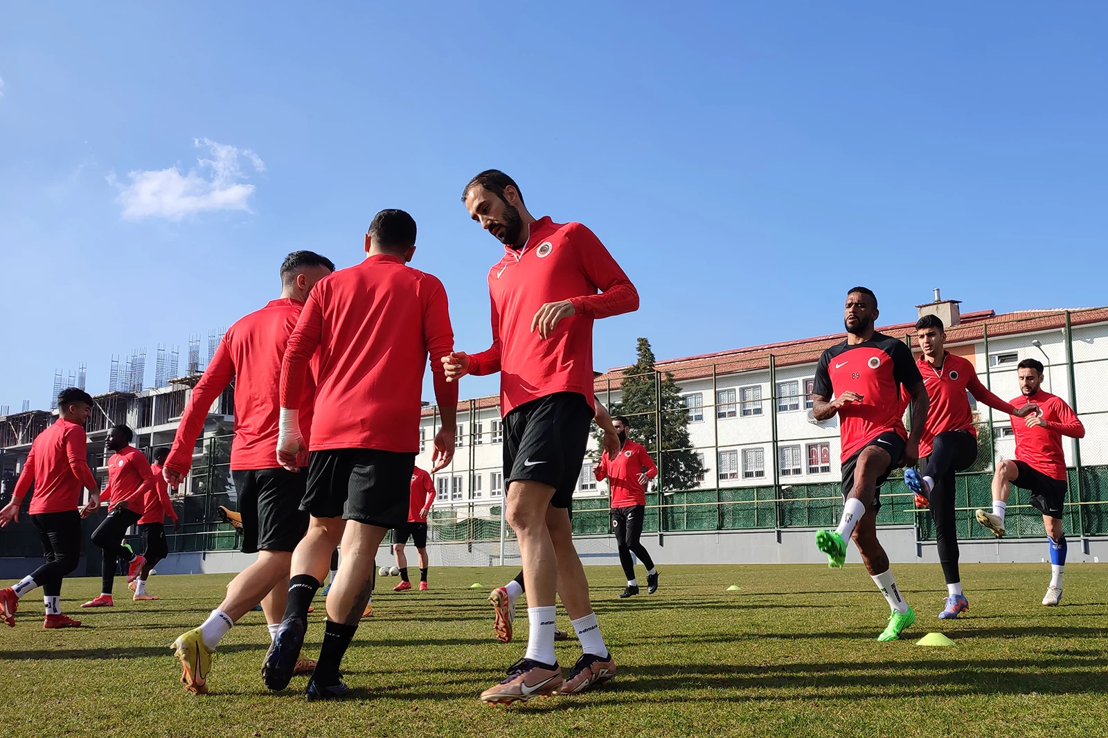 Gençlerbirliği, yarın gerçekleşecek Manisa FK maçı hazırlıklarını tamamladı!