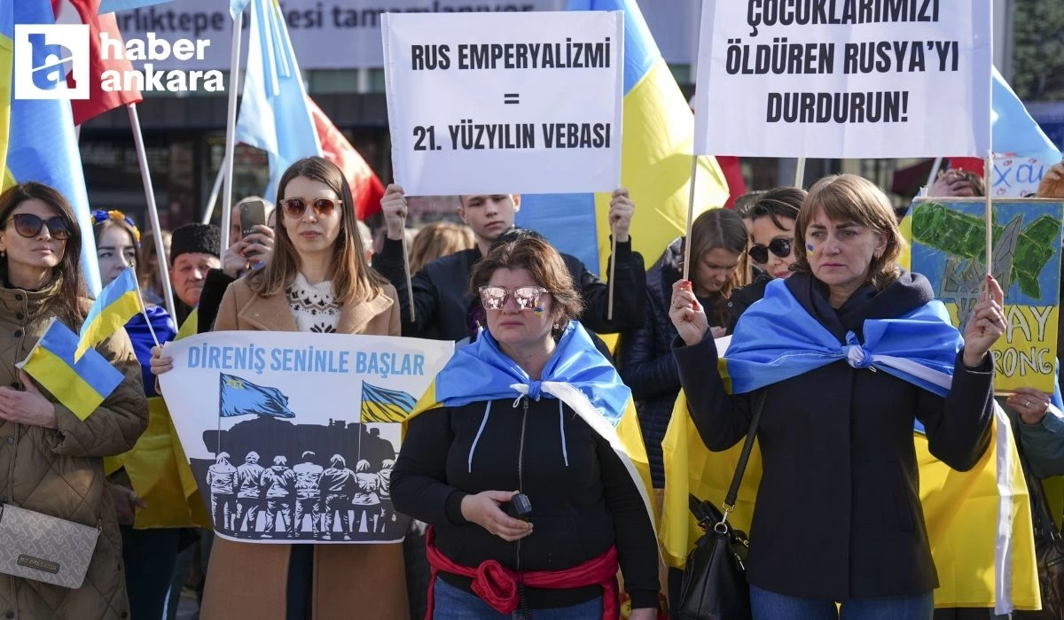 Ankara'da Ukrayna - Rusya Savaşının ikinci yıl dönümünde, Rusya protesto edildi!