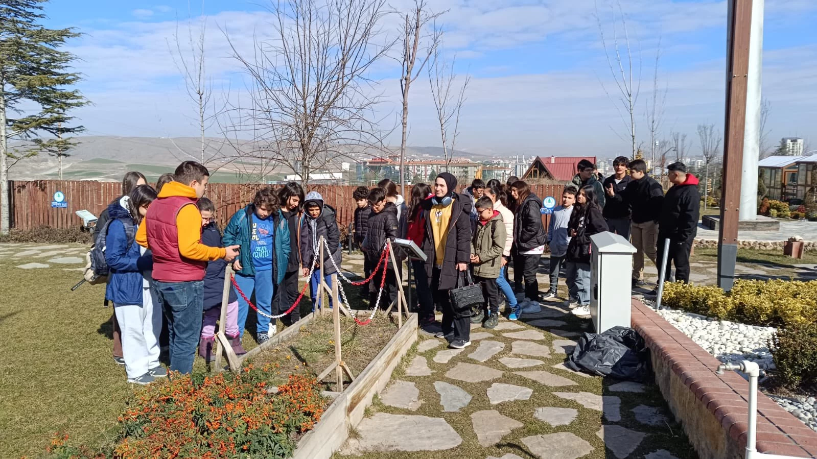 Pursaklar Belediyesi Sincanlı öğrencileri Endemik Vadisinde ağırladı - Resim : 2