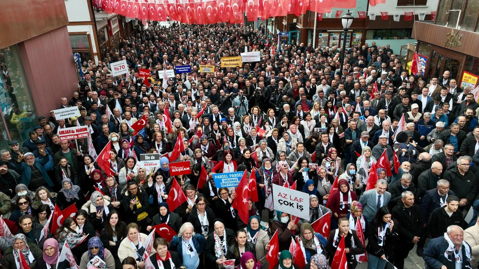 ABB Başkanı Yavaş, Nallıhan'da vatandaşlar ile bir araya geldi!