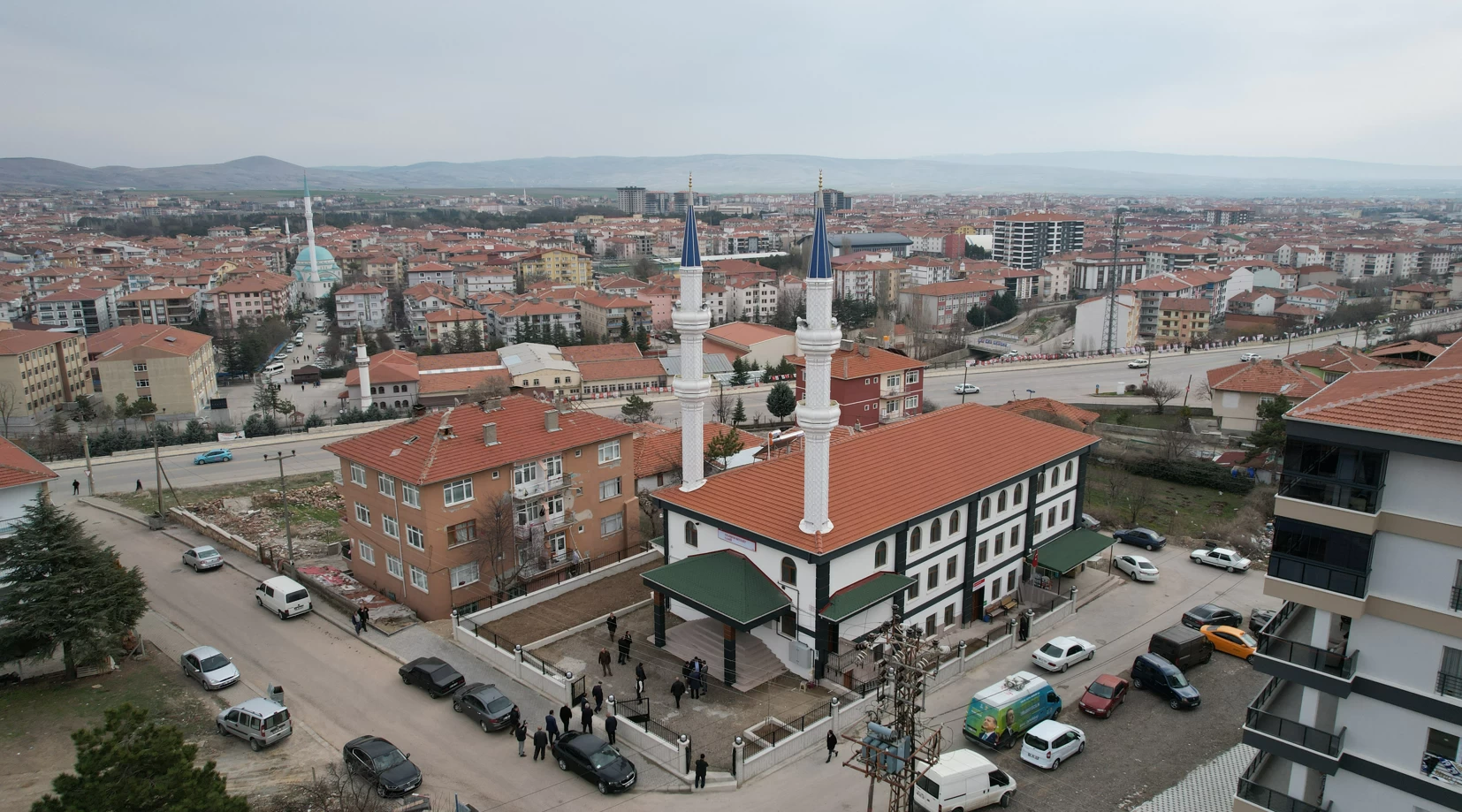 1999 yılındaki depremden zarar görmüştü! Ankara'daki o camii yeniden inşa edildi