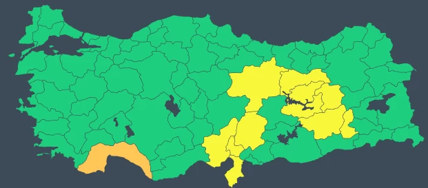 Kış resmen geri döndü! Meteoroloji'den 12 il için sarı ve turuncu kodlu uyarı geldi