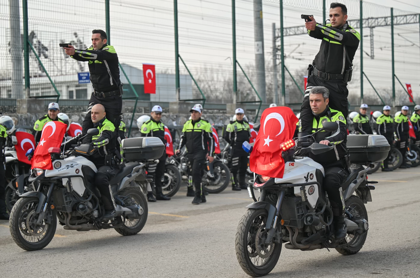 Ankara Valisi Şahin açıkladı! Asayiş suçlarında aydınlatma oranımız yüzde 90'ı aşmıştır - Resim : 2