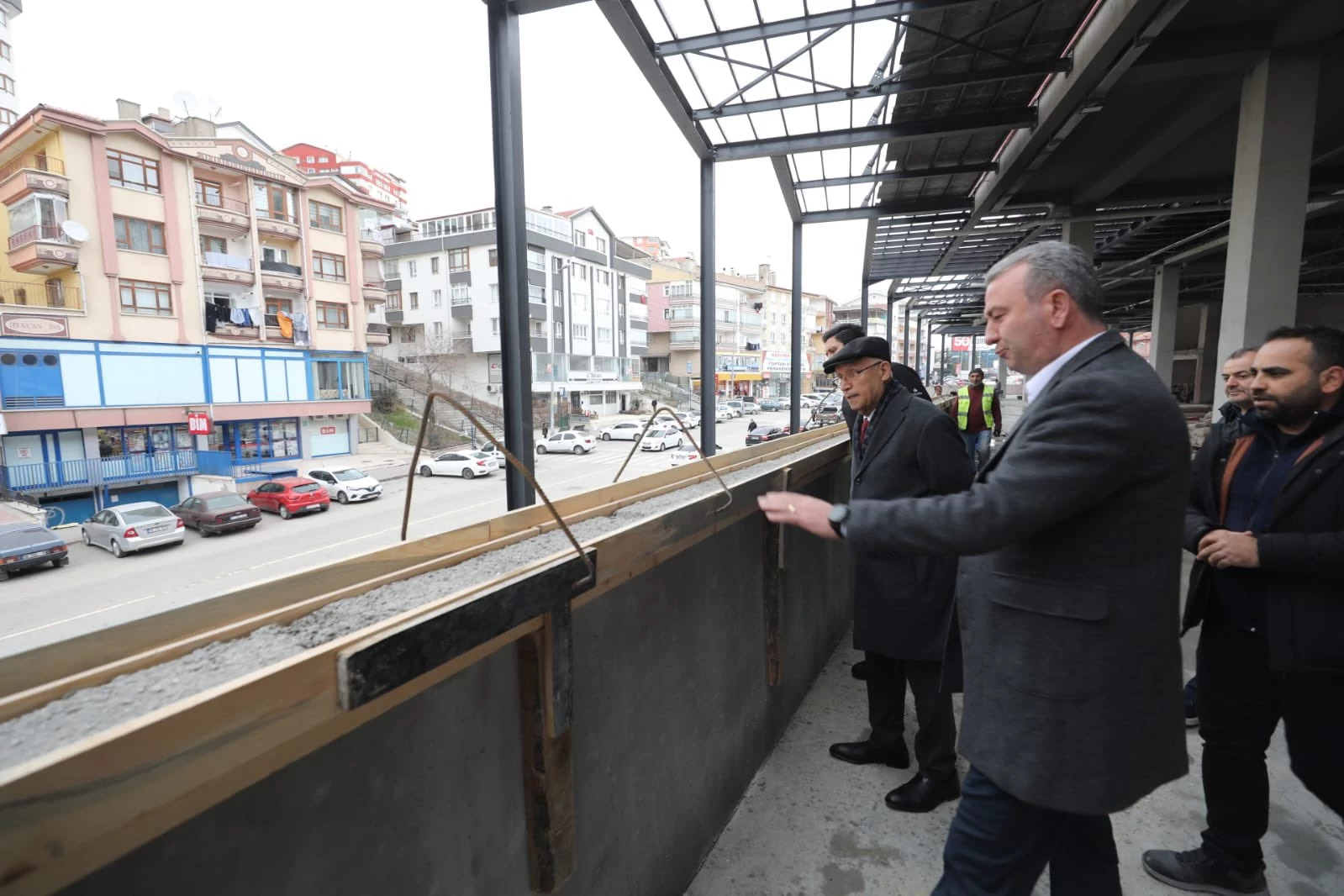 Yenimahalle Belediyesi Şentepe Pazar Yeri ve Sosyal Tesisleri'nin açılış tarihini duyurdu - Resim : 2