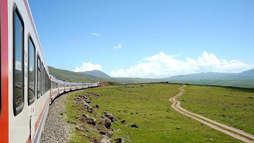 Ankaralılar dikkat! Ailecek yapabileceğiniz turistik tren yolculuğu için bilet satışları başladı