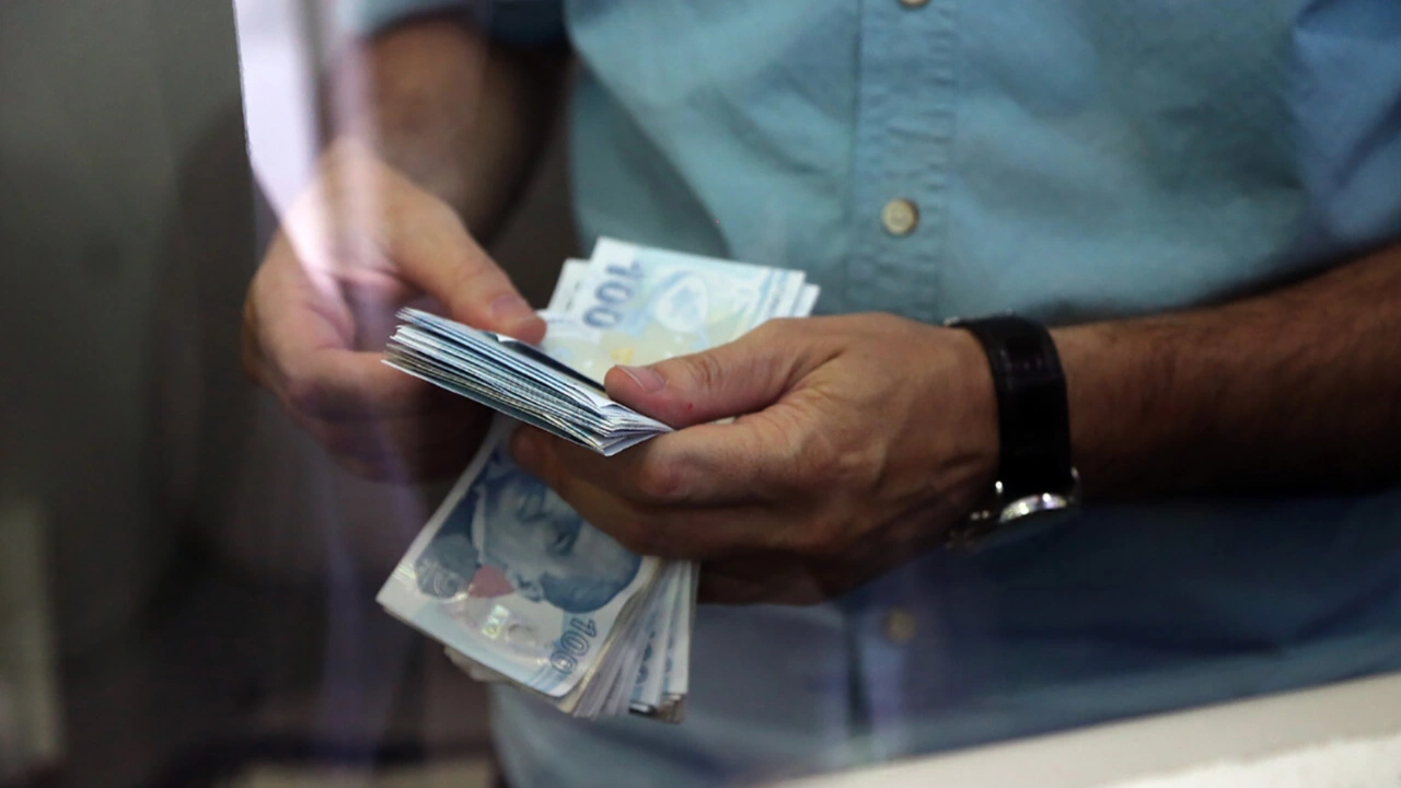 Konut kredisi faiz oranları güncellendi! 1 milyon TL konut kredisi geri ödemesi tablosu belli oldu - Resim : 2