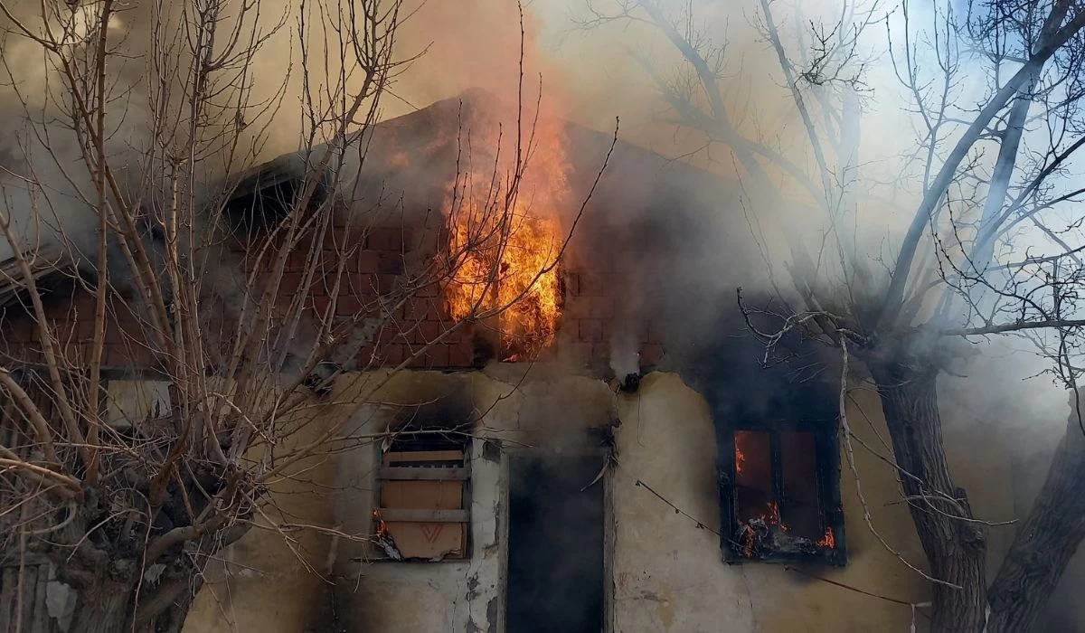 Ankara Beypazarı'nda yangın! Bir çocuk hayatını kaybetti