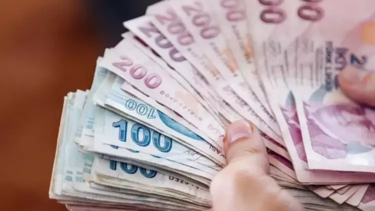 SSK, Bağkur ve Emekli Sandığı Nisan ayı maaşları ne zaman ödenecek?
