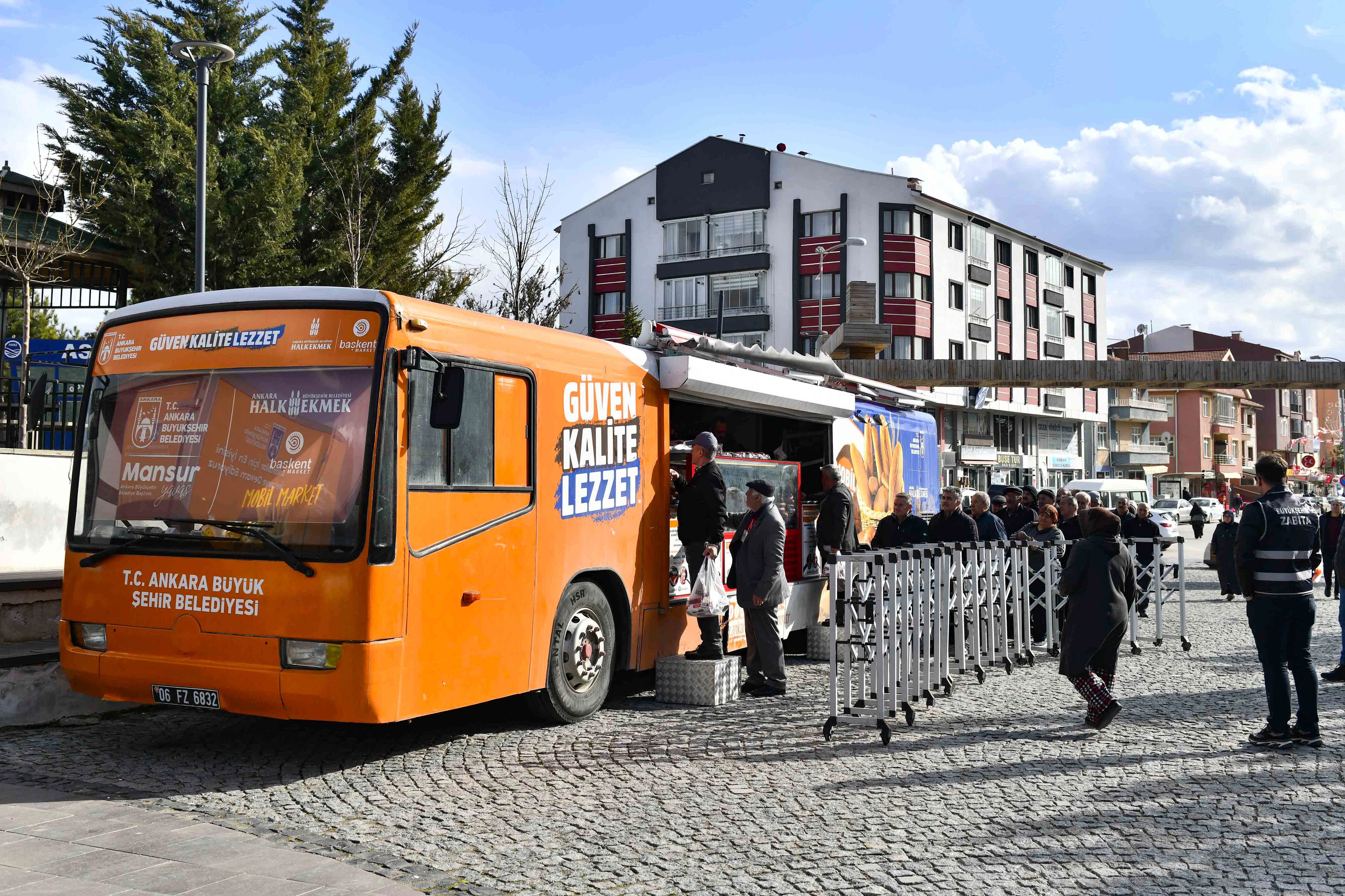 Ankaralılar uygun fiyatlı eti tüketmeye devam ediyor! 15 günde 81 ton et satıldı - Resim : 2