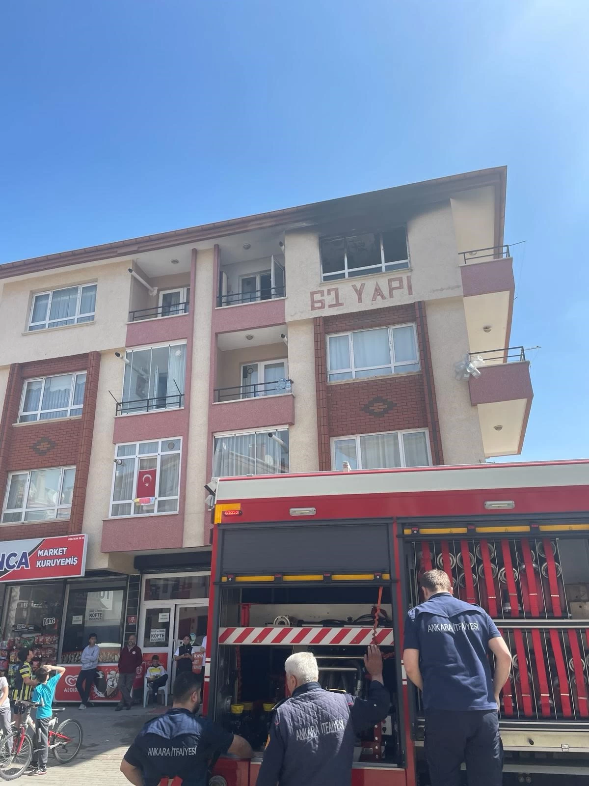 Ankara'da bir kiracı oturduğu evi yaktı! - Resim : 2