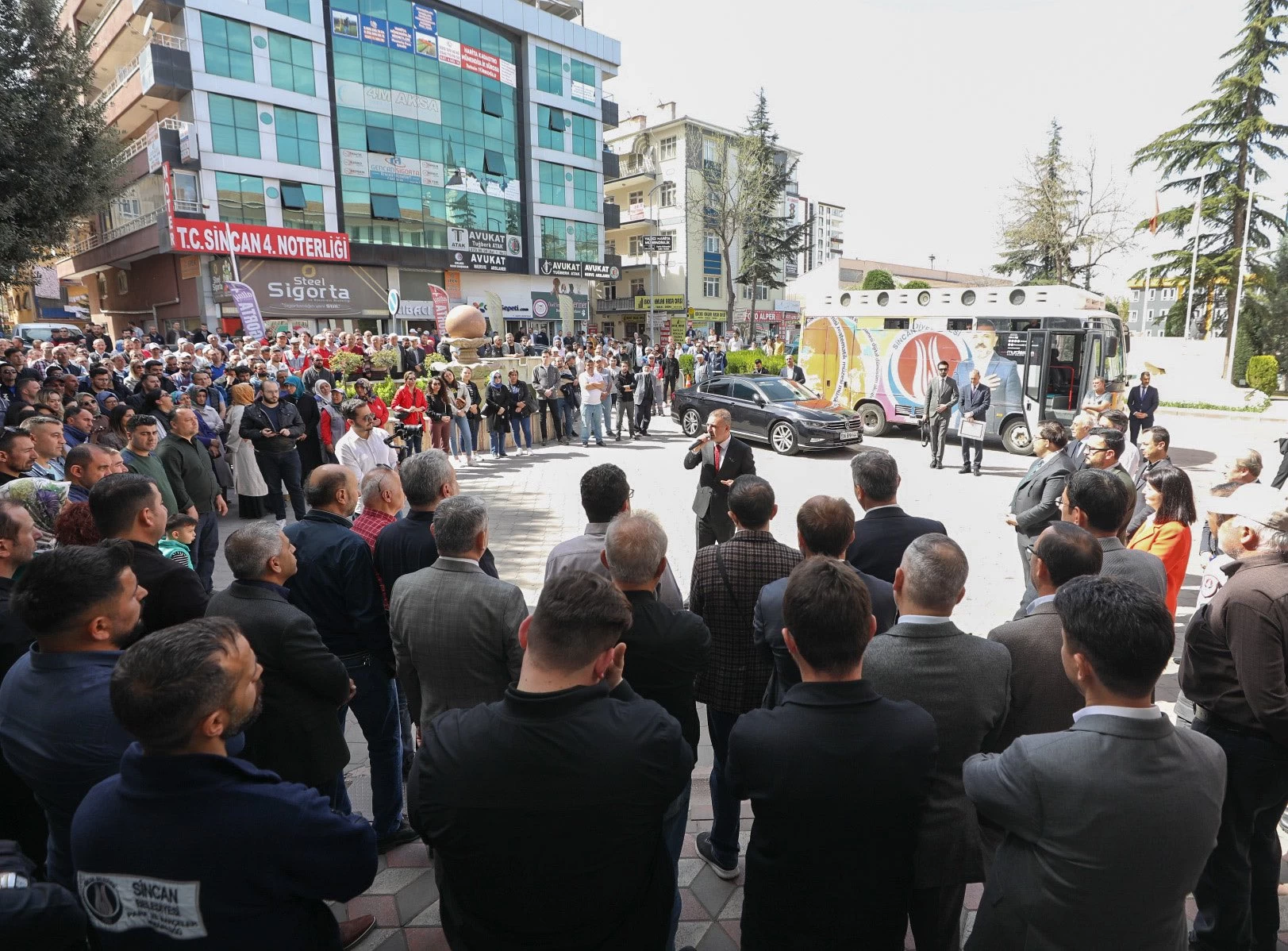 Sincan Belediye Başkanı Murat Ercan mazbatasını alarak yeni dönemine başladı - Resim : 2