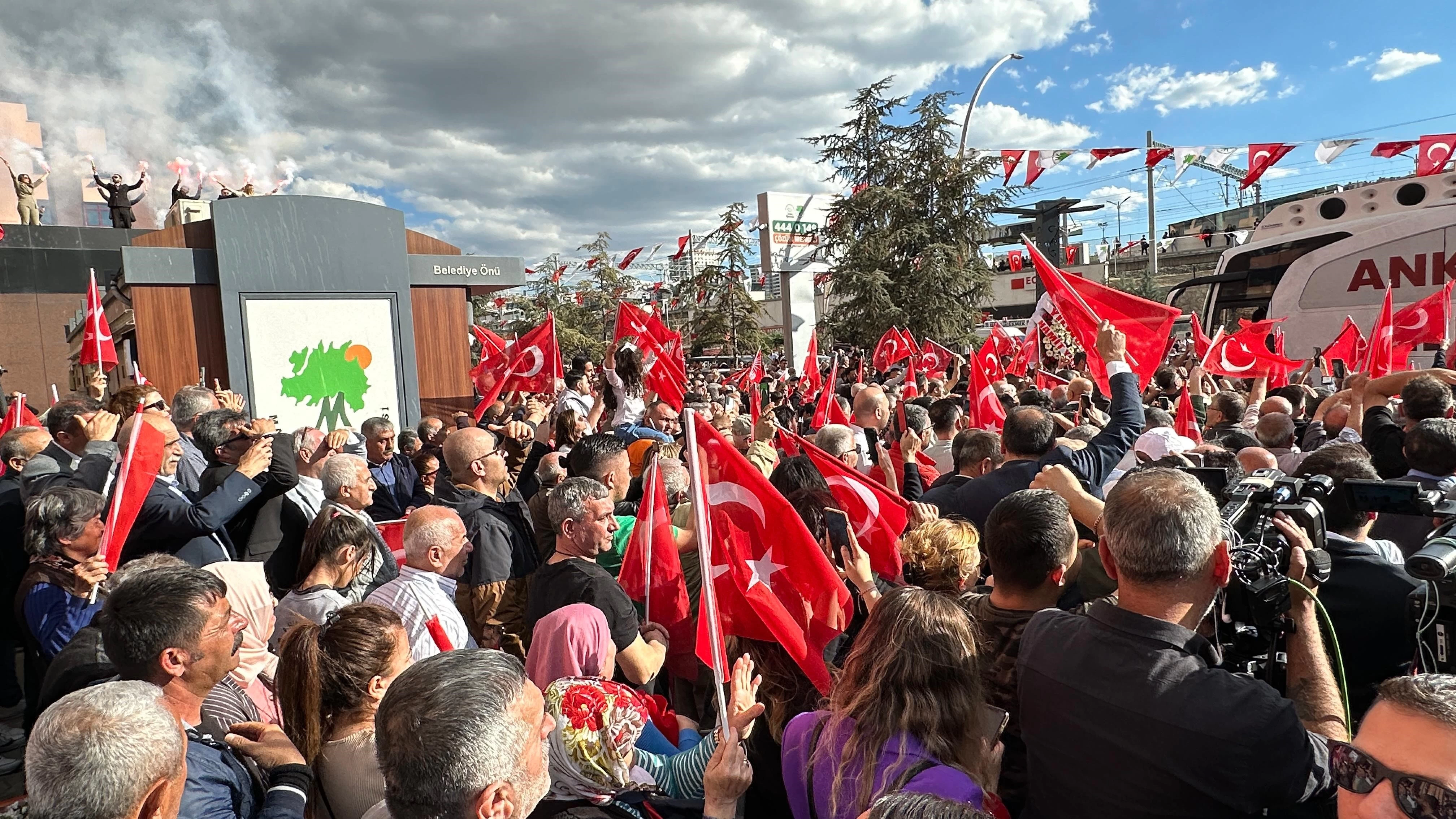 Mamak Belediye Başkanı Şahin devir teslim töreninde açıklamalarda bulundu! - Resim : 2