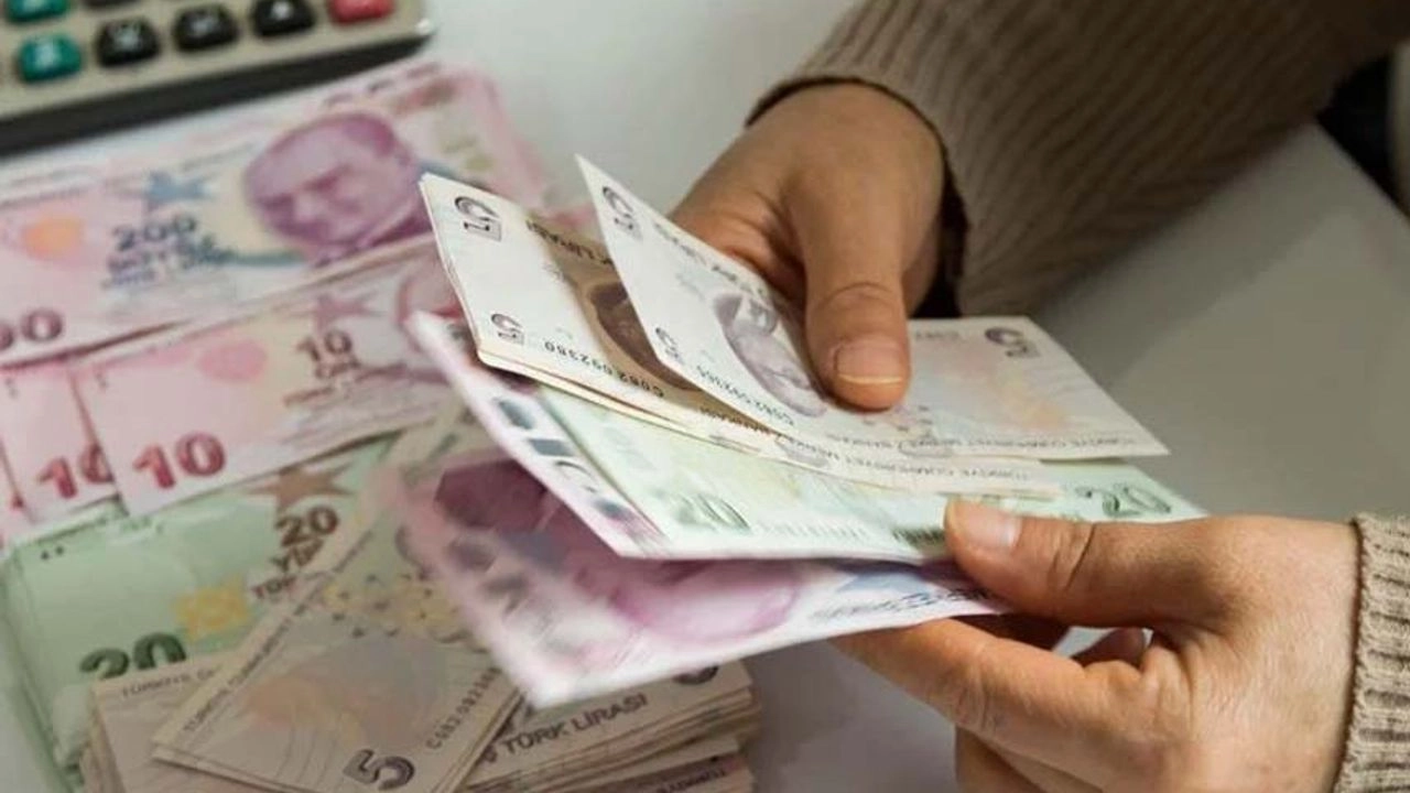 Milyonlarca çalışmayan kadına müjde! Devlet düğmeye bastı 12 bin TL destek ödemesi alacaksınız