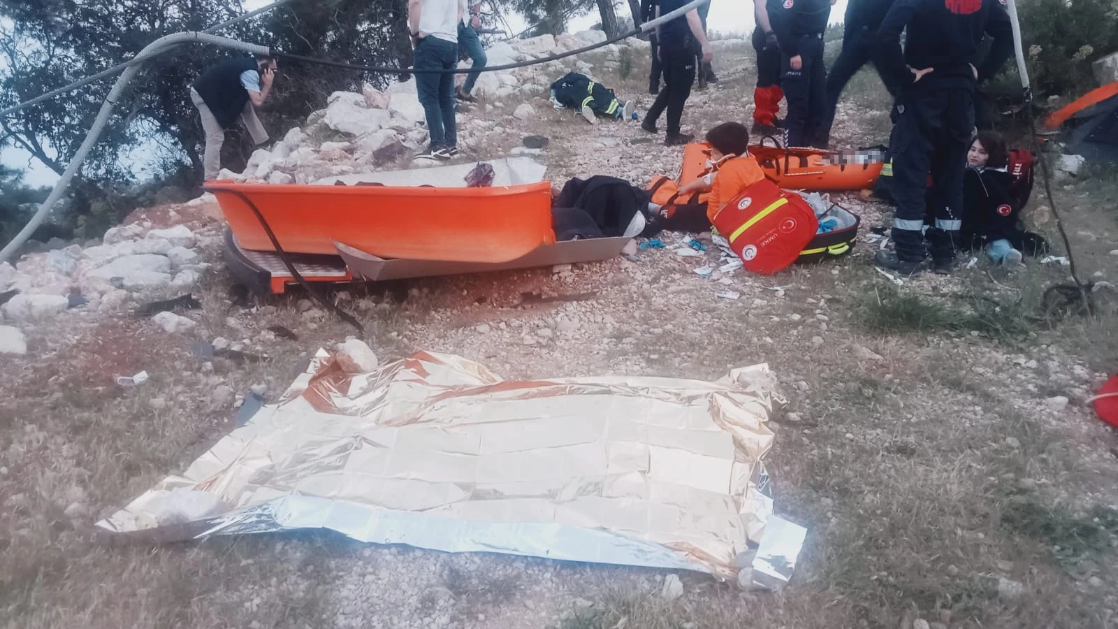 Antalya'da teleferik kabini düştü! 1 kişi hayatını kaybetti, 7 kişi yaralandı - Resim : 2