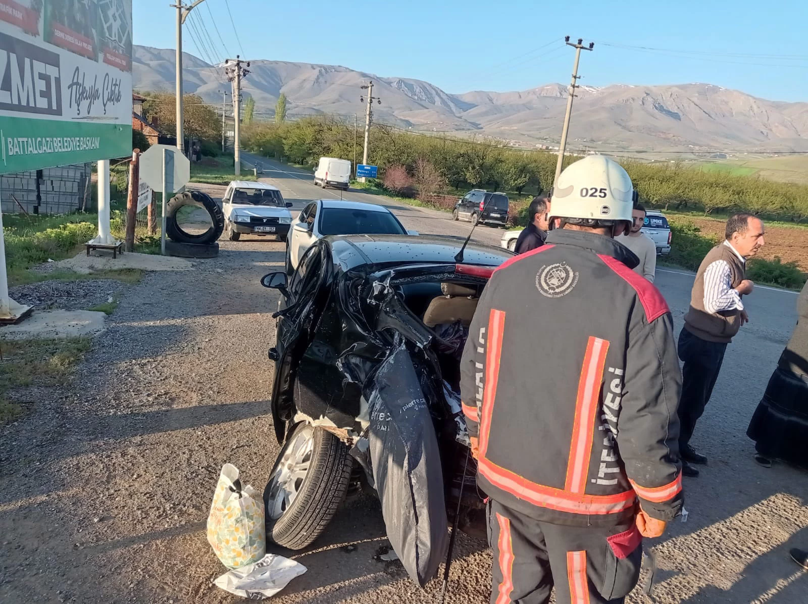 Malatya'da feci kaza! Yolcu otobüsü devrildi