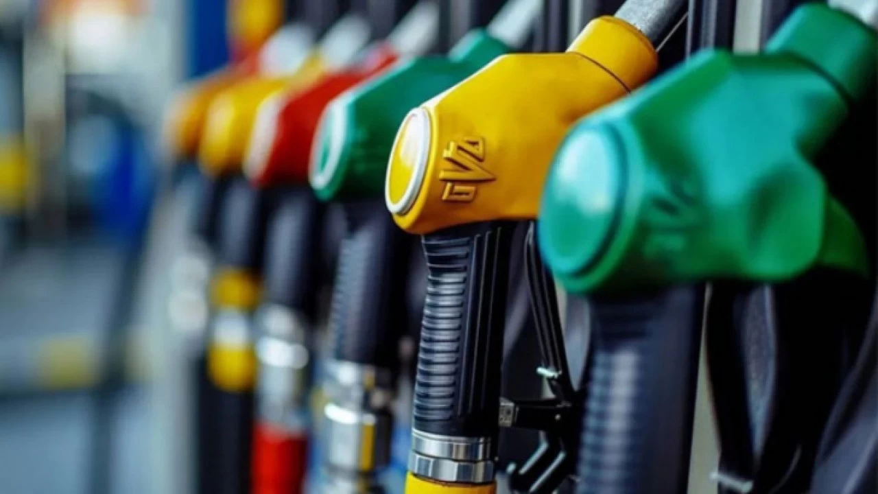 Benzin motorin ve LPG litresi ne kadar oldu, kaç TL? - Resim : 2
