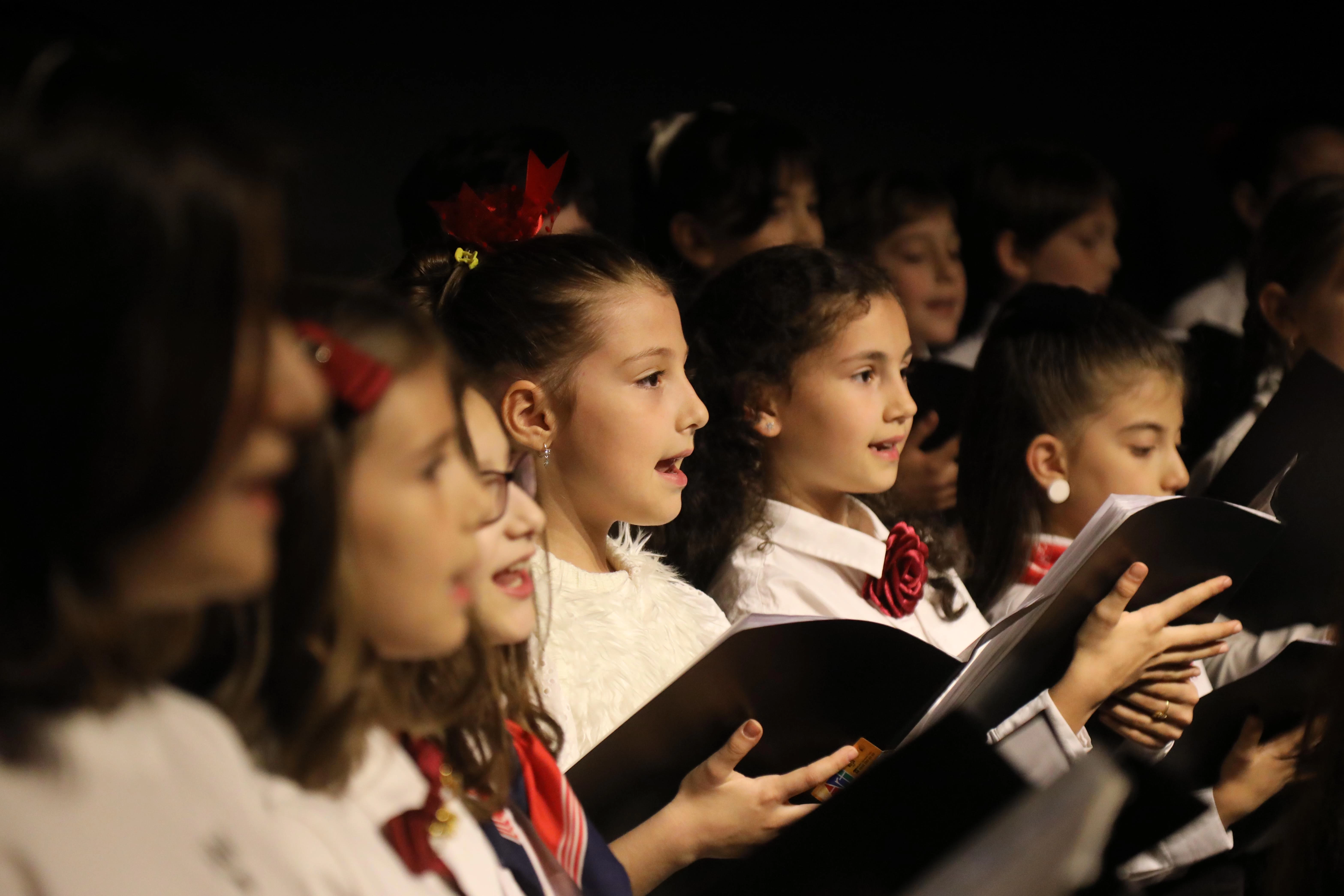 Çankaya Belediyesi Muammer Sun Müzik Atölyesi, şarkıları 23 Nisan için söyledi! - Resim : 2