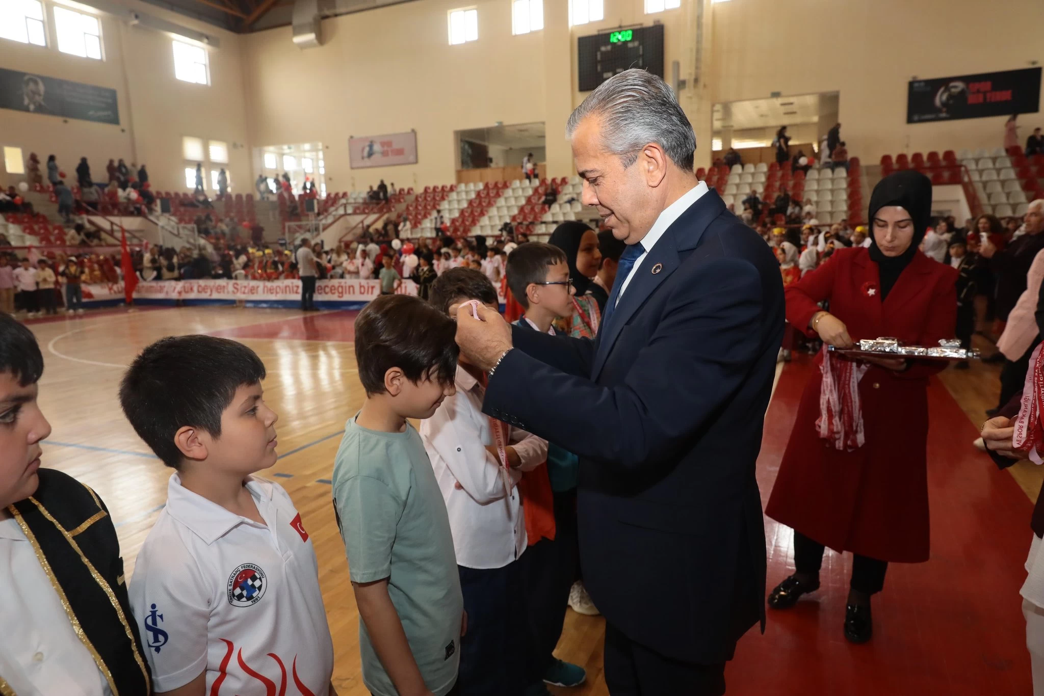 Polatlı Belediye Başkanı Mürsel Yıldızkaya'dan 23 Nisan mesajı! - Resim : 2