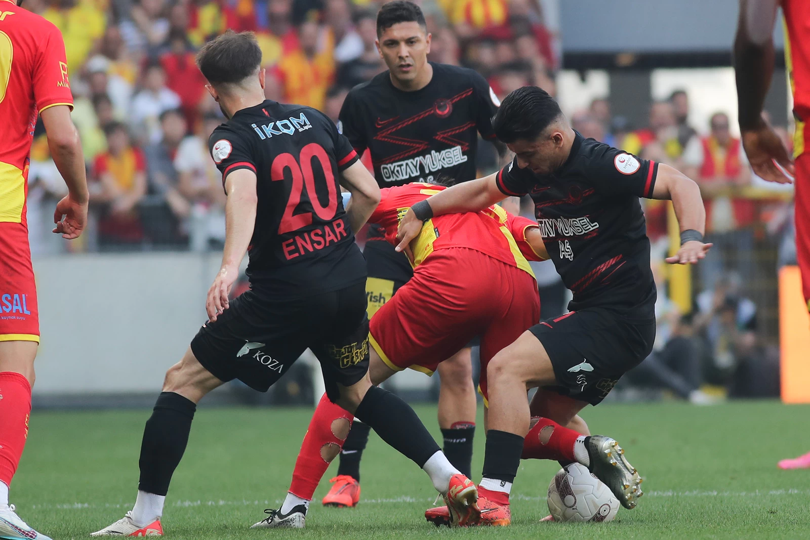 Gençlerbirliği Göztepe'ye 2-0 mağlup oldu!