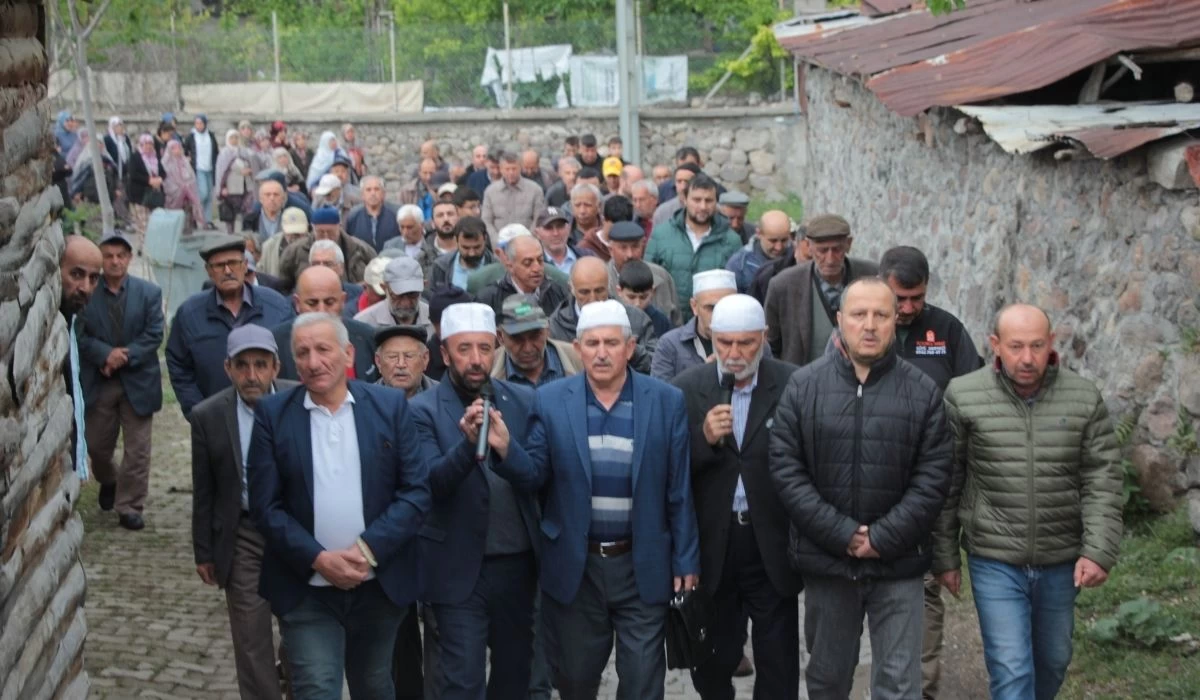 Ankara Beypazarı'ndaki köylerde vatandaşlar yağmur duası yaptı!