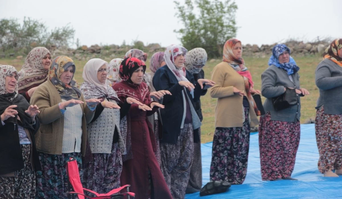 Ankara Beypazarı'ndaki köylerde vatandaşlar yağmur duası yaptı! - Resim : 2