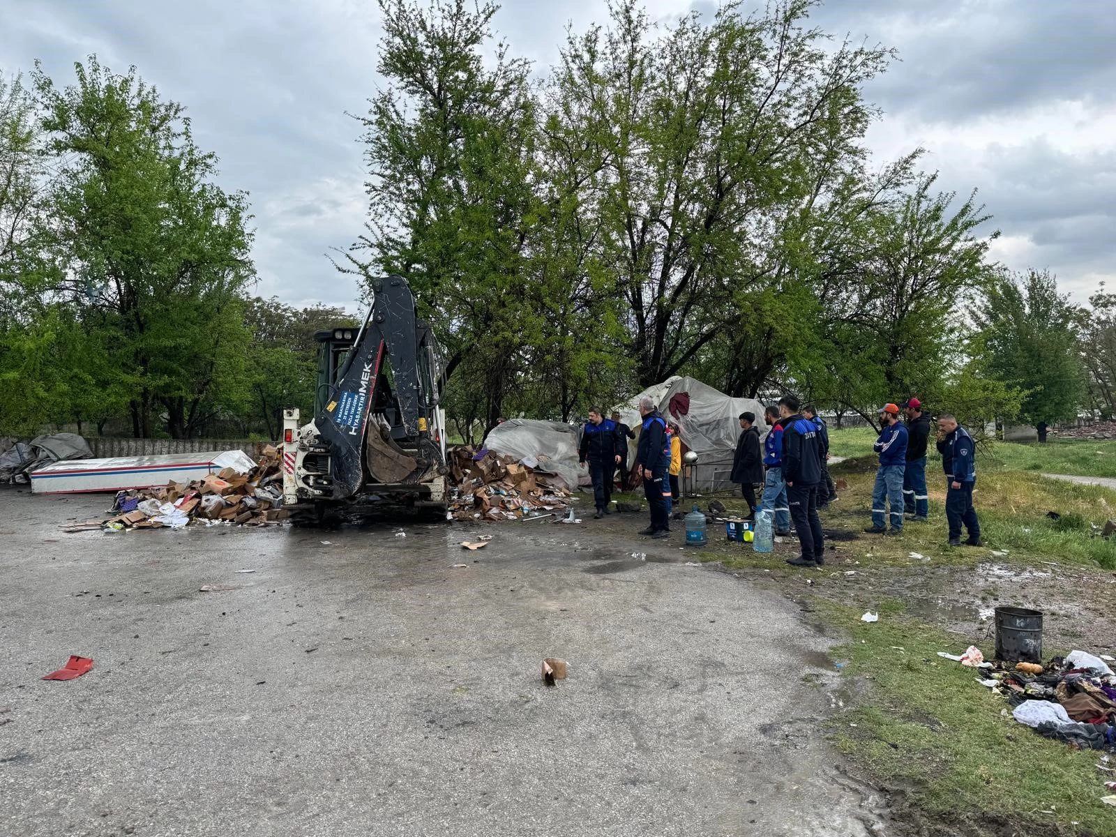 Sincan Belediyesi kentsel dönüşüm ve kırsal alanlarda temizlik seferberliği başlattı - Resim : 2