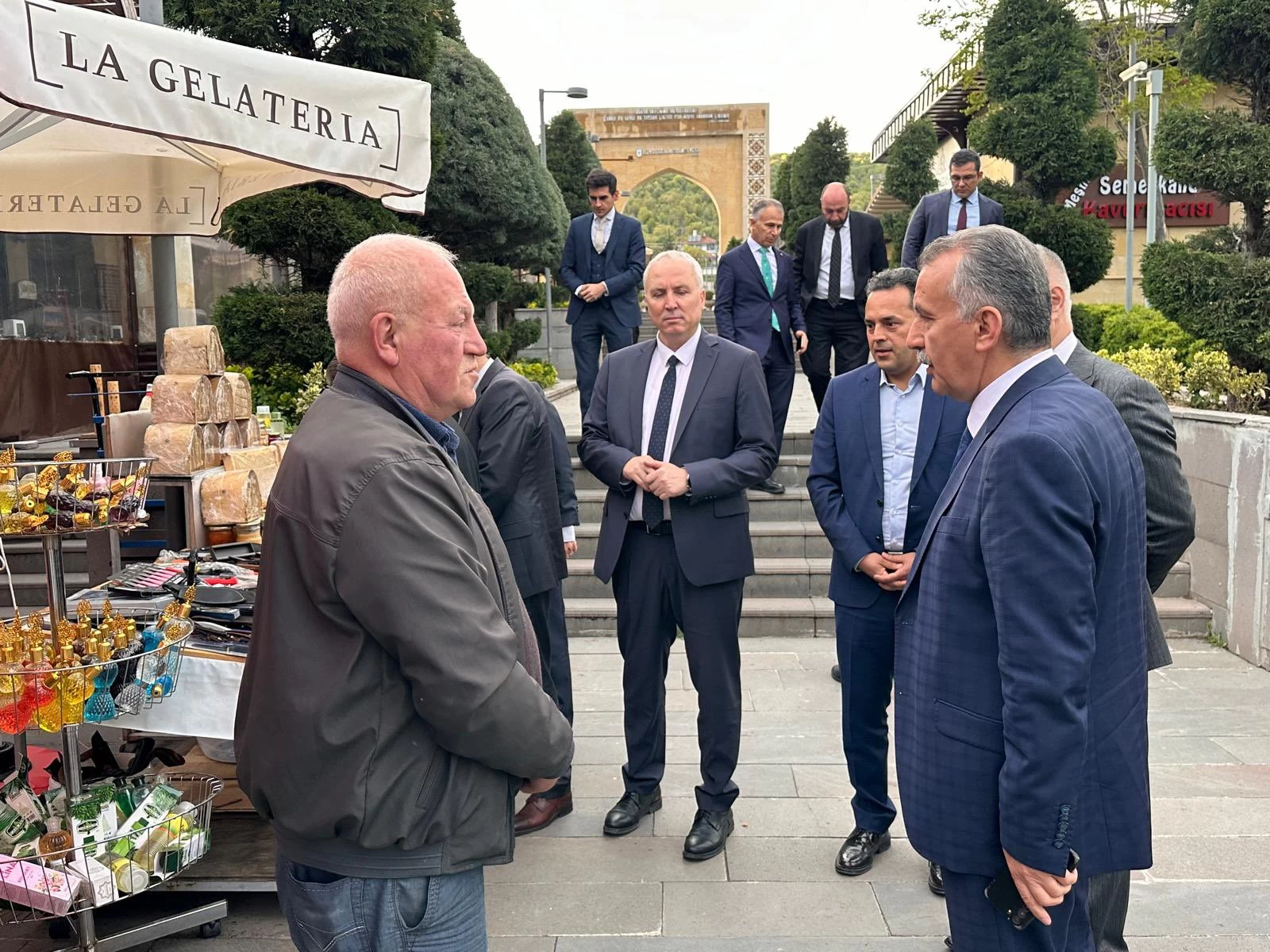 Çamlıdere Belediye Başkanı Adem Ceylan bürokratlarla birlikte ilçe meselelerini değerlendirdi - Resim : 3