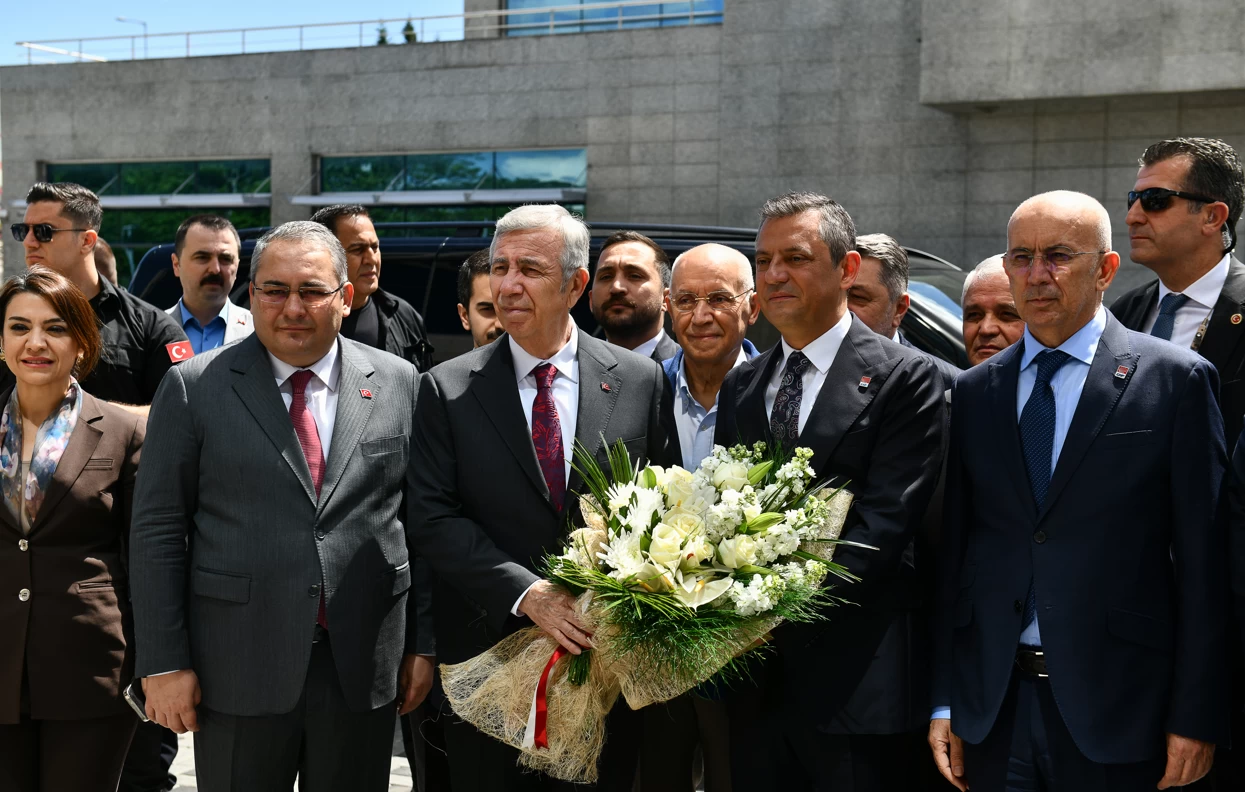 CHP Genel Başkanı Özel'den ABB Başkanı Yavaş'a ziyaret