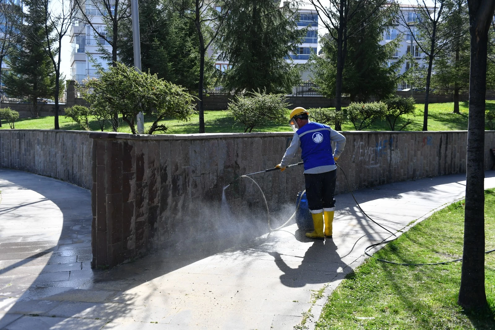Altındağ Belediyesi parklarda temizlik atağı başlattı - Resim : 3