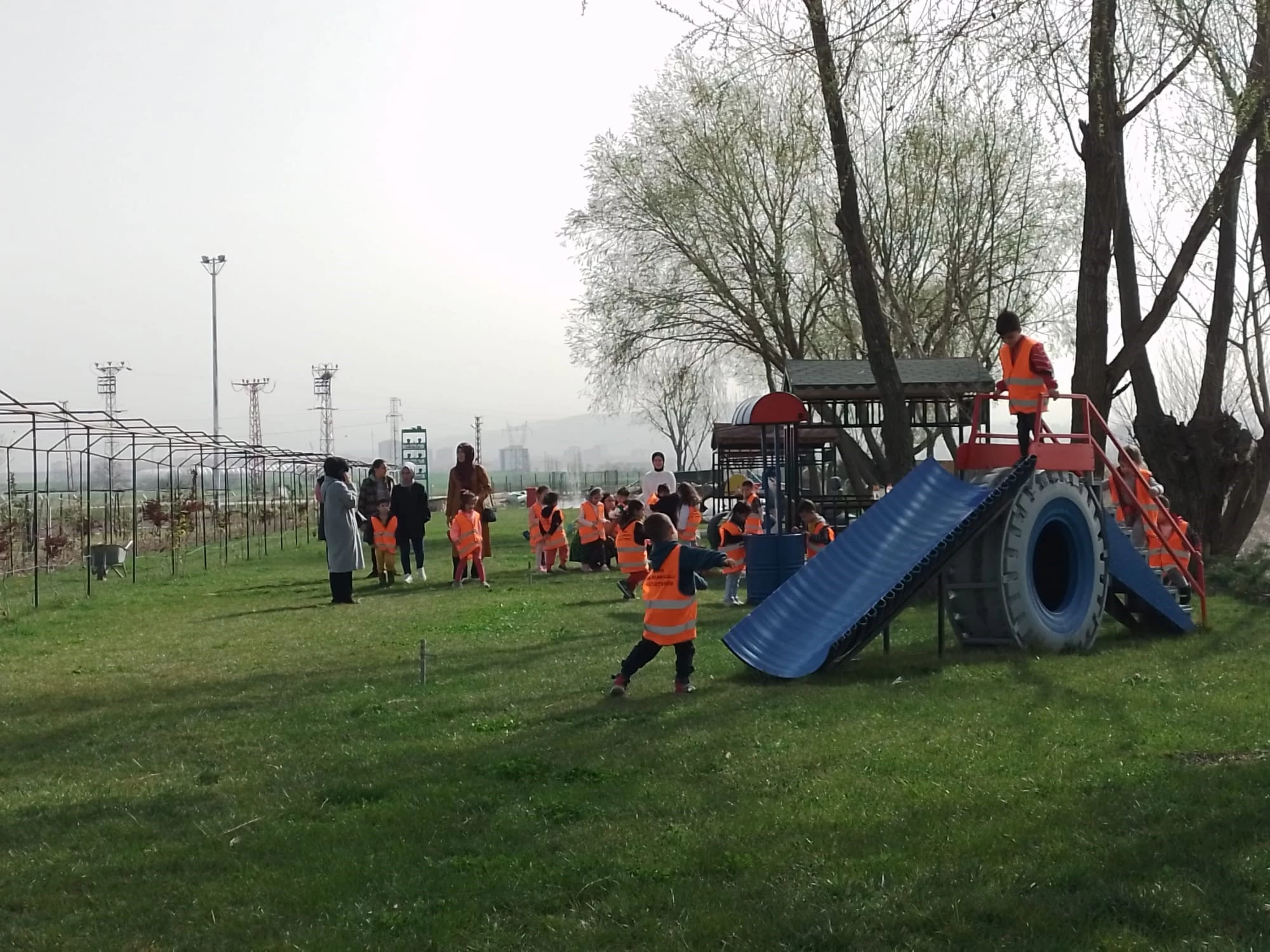 Sincan Belediyesi Eko Çiftliği öğrencilere geri dönüşüm bilinci aşılıyor