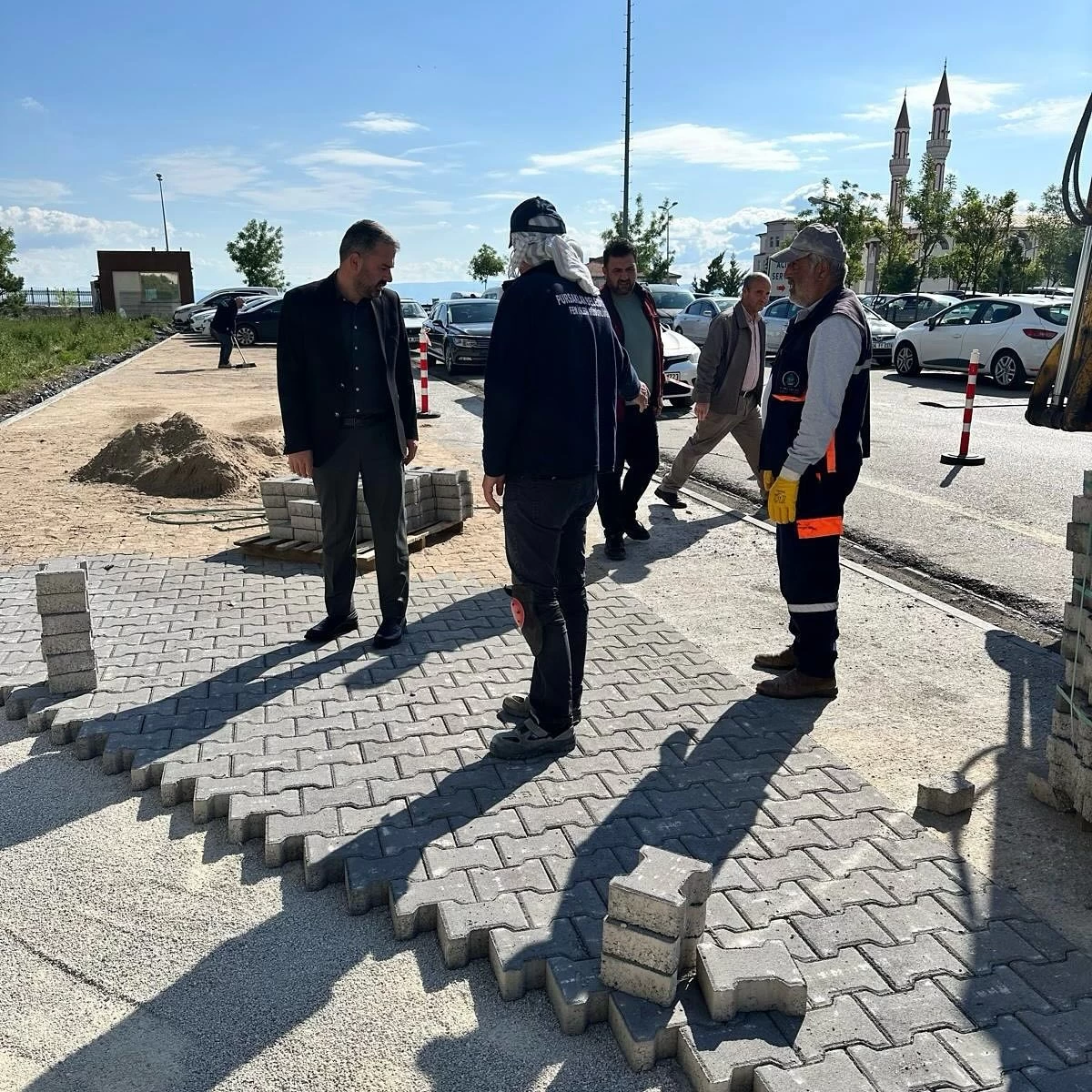 Pursaklar Belediyesi ilçedeki Devlet Hastanesine yeni otopark düzenlemesi yapıyor