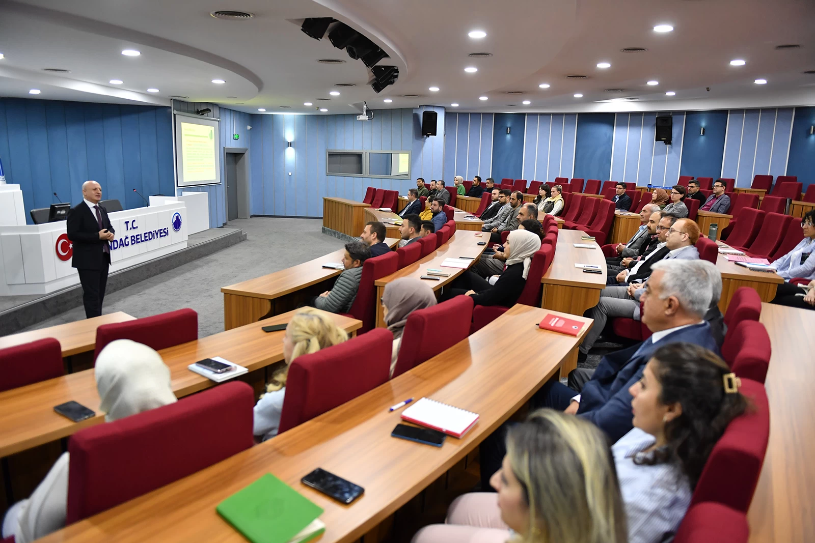 Altındağ Belediyesi personelleri  kurum içi eğitim seminerlerine başladı