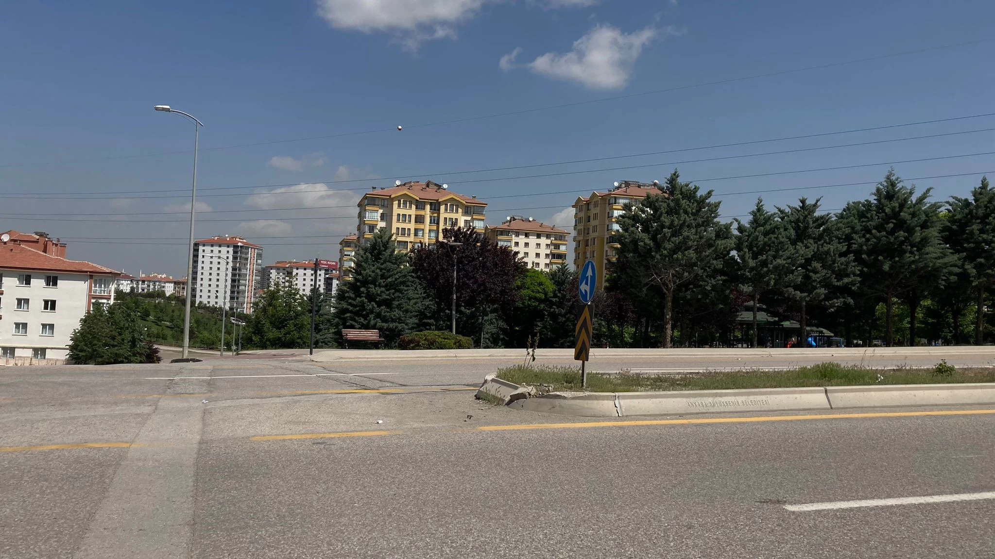 Ankara'da takla atan otomobilin 18 yaşındaki sürücüsü hayatını kaybetti