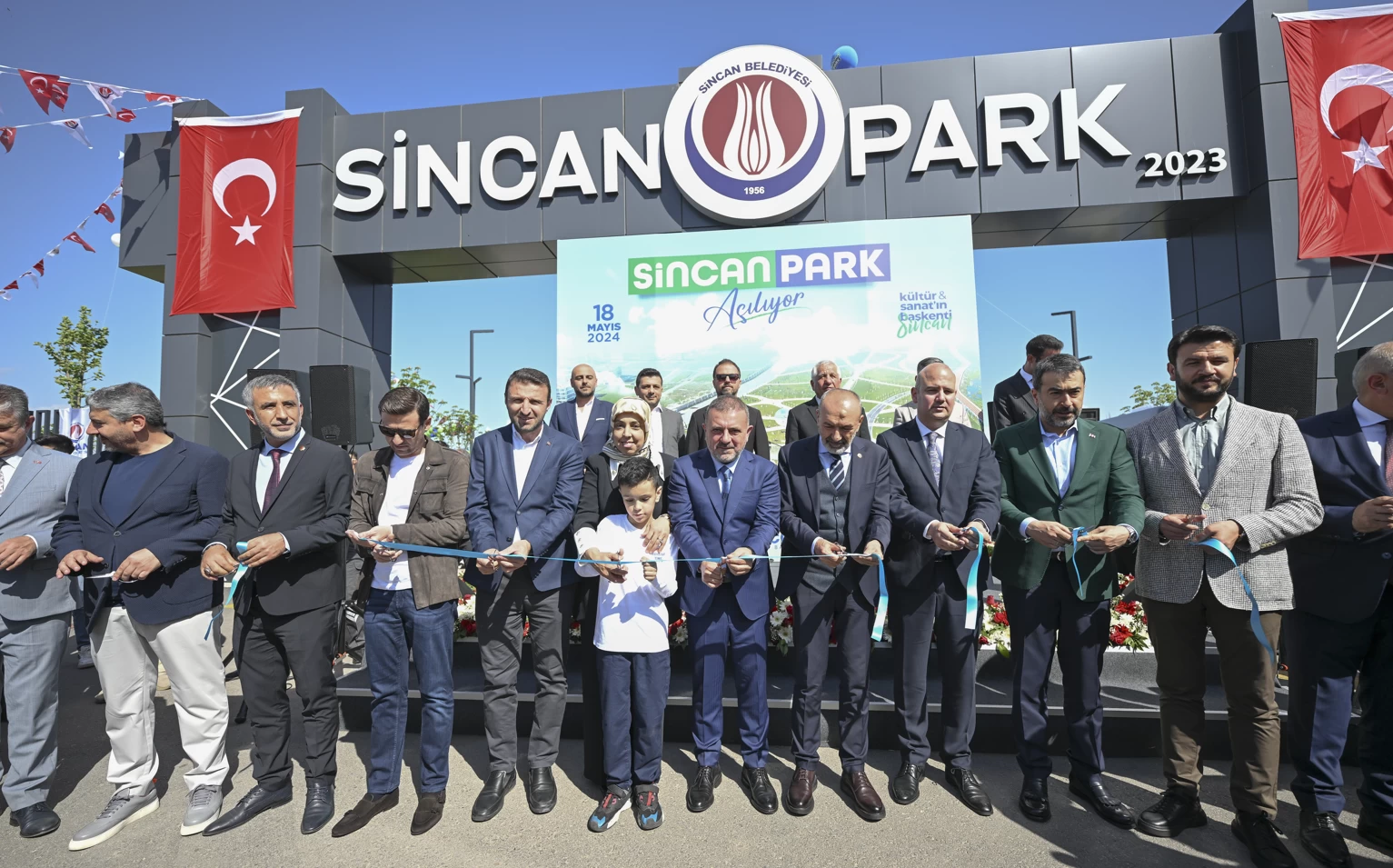 Sincan Belediyesinin bataklıktan akıllı parka dönüştürdüğü Sincan Park hizmete açıldı - Resim : 2