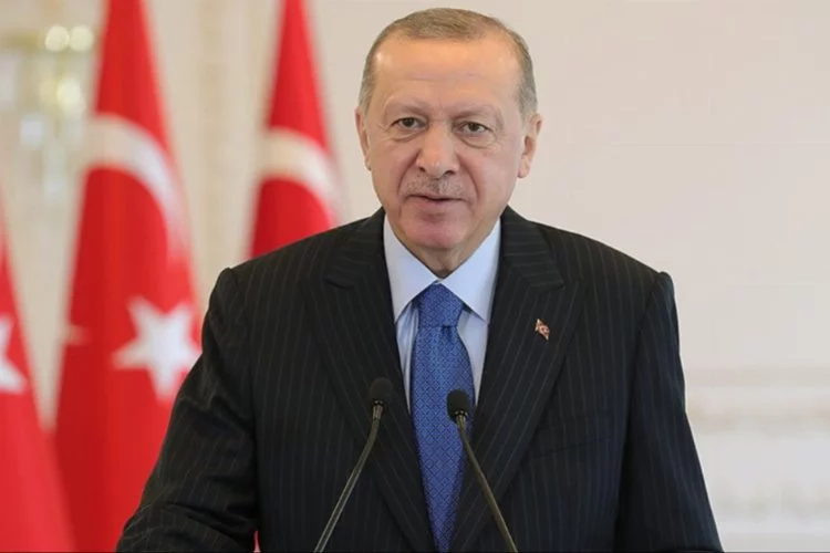 Cumhurbaşkanı Erdoğan'dan mesaj! Ülkemizin büyüme mücadelesini 19 Mayıs'ın ruhuna sahip çıkarak sürdürebiliriz