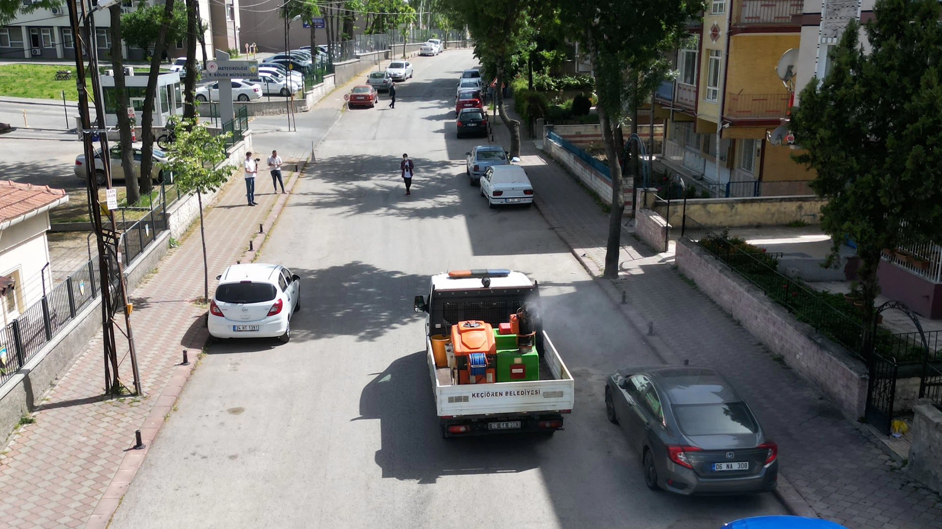 Keçiören Belediyesi sinek, larva ve haşere ile mücadele çalışmalarına başladı - Resim : 2