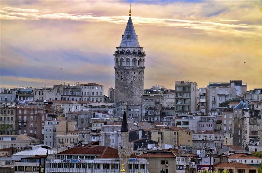 Galata Kulesi yeniden ziyarete açıldı