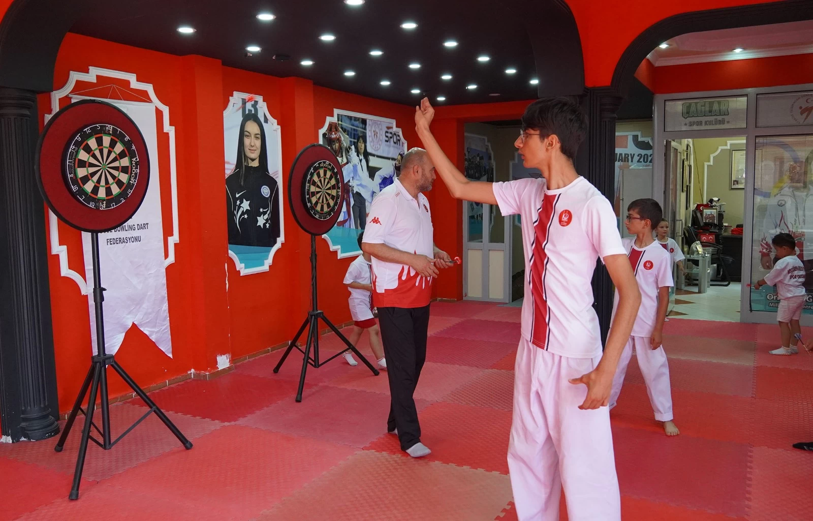 Keçiören Belediyesi gençler için yaz spor okulu açılacağını duyurdu - Resim : 2